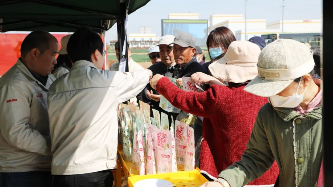 金胜花生小镇2023油菜花田旅游19.png