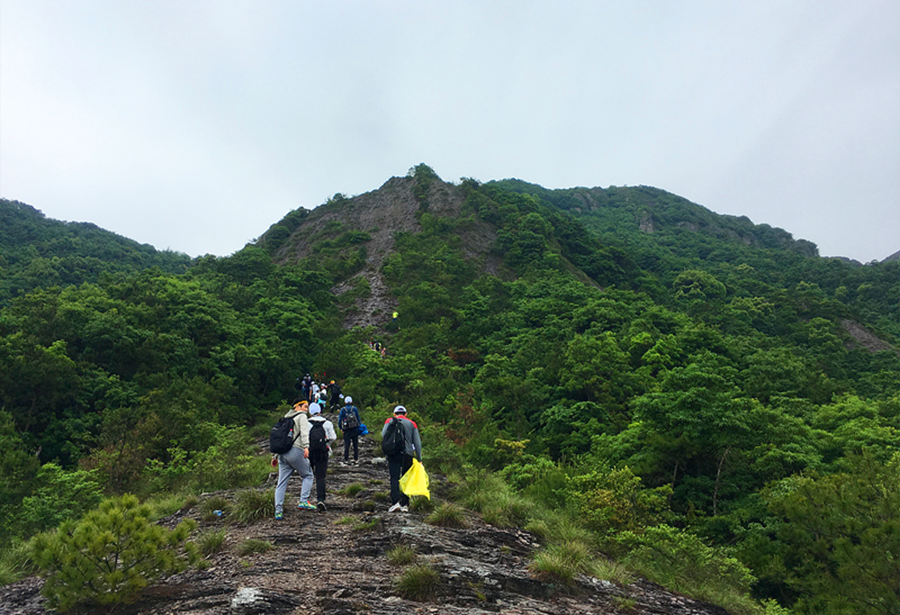 杏彩体育
 地暖 徒步 登山